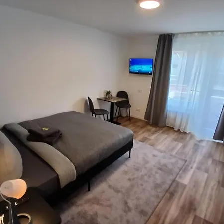 Hub 17 - Mit Balkon *